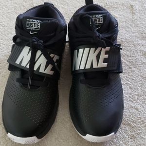 Brand New Never worn Nike Boy's Basketball Shoes